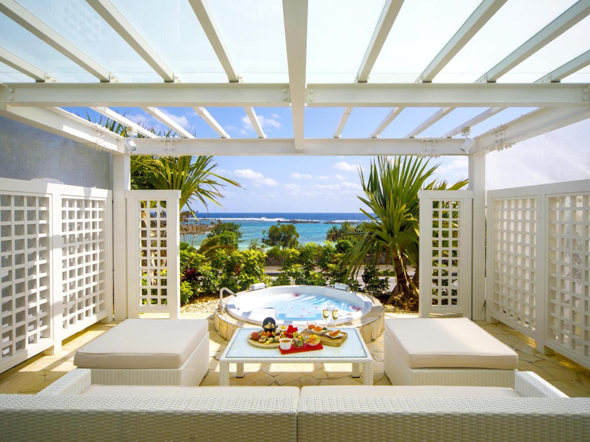 Hotel Shigira Mirage Miyakojima  Екстериор снимка